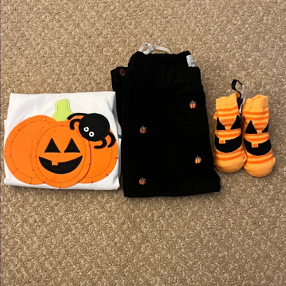 Mud Pie Halloween Pumpkin Set - White, Orange, and Black